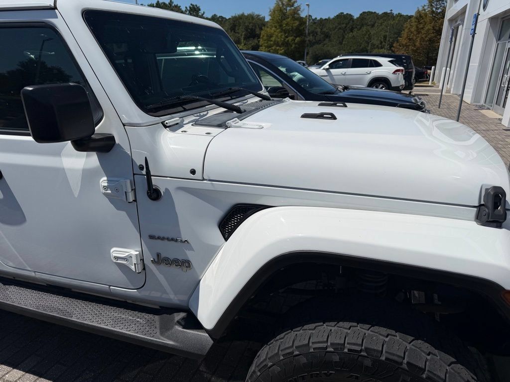 Used 2022 Jeep Wrangler Unlimited Sahara w/ LED Lighting Group AWD/4WD image 20