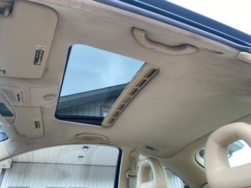 Used 2002 Volkswagen Beetle GLS FWD image 18