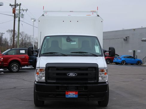 New 2026 Ford E-350 and Econoline 350 Super Duty w/ Power Equipment Group image 2