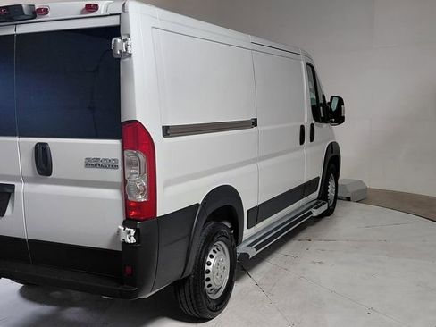 Used 2025 RAM ProMaster 2500 w/ U-Haul Equipment Group FWD image 5