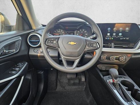 New 2026 Chevrolet Trax LS image 12