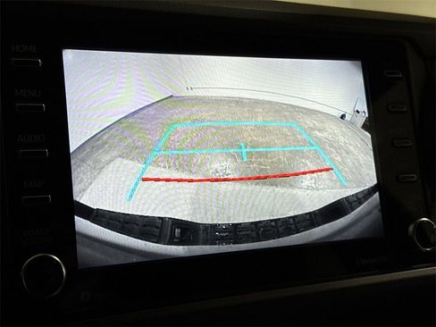 Used 2022 Toyota Tacoma TRD Sport image 14