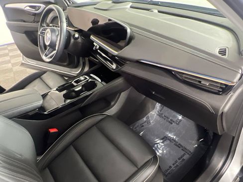Used 2024 Buick Envision Avenir AWD/4WD image 11