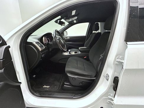 Used 2014 Jeep Grand Cherokee Laredo w/ Quick Order Package 23E image 10