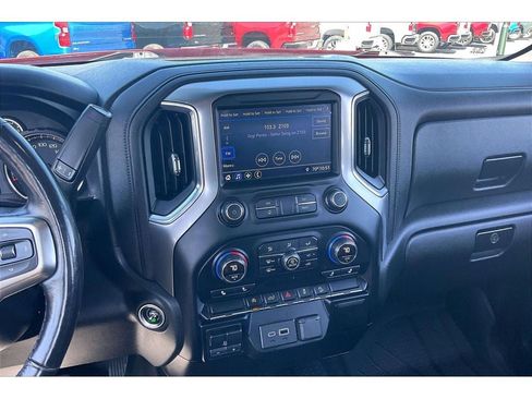 Used 2019 Chevrolet Silverado 1500 LT Trail Boss w/ Convenience Package AWD/4WD image 7