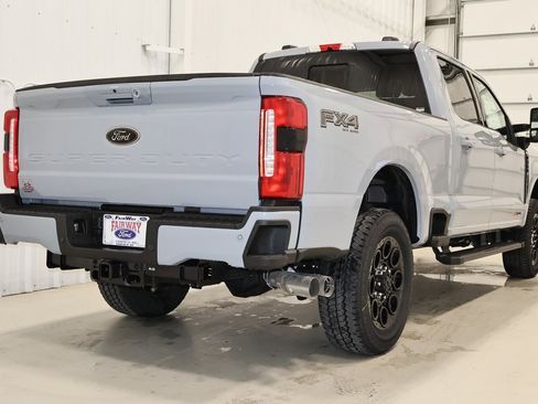New 2025 Ford F350 Lariat w/ Lariat Ultimate Package image 8
