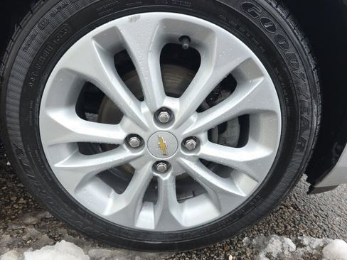 Used 2022 Chevrolet Spark LT image 7