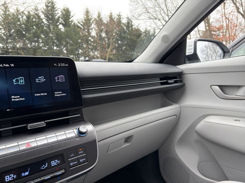 Used 2025 Hyundai Kona SEL image 36