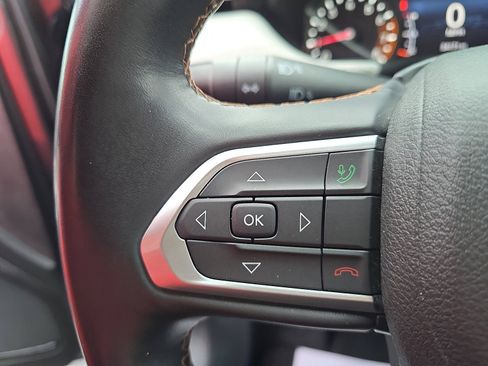 Used 2022 Jeep Compass Limited image 17