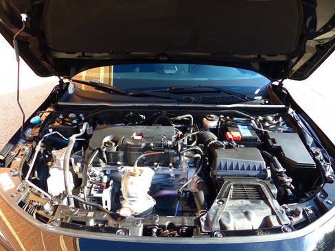 Used 2022 Honda Civic Sport image 17