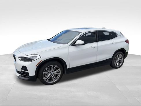 Used 2022 BMW X2 sDrive28i w/ Convenience Package FWD image 2