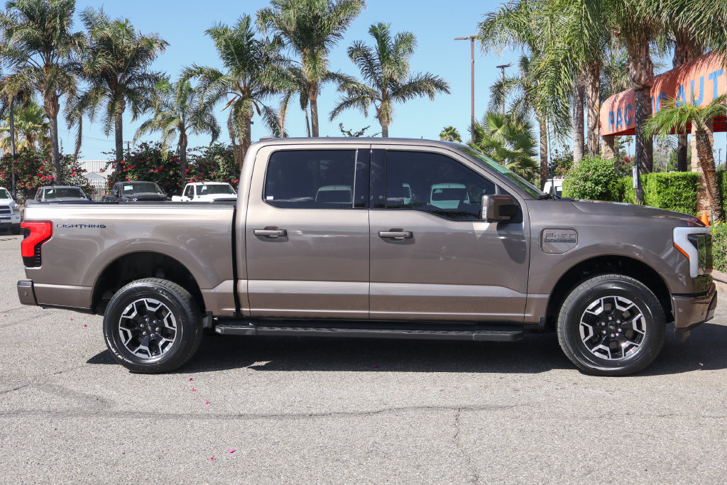 Used 2023 Ford F150 Lightning Lariat w/ Equipment Group 511A High AWD/4WD image 11