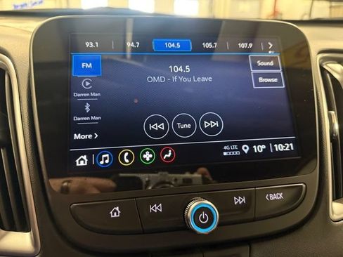 Used 2025 Chevrolet Malibu LT FWD image 21