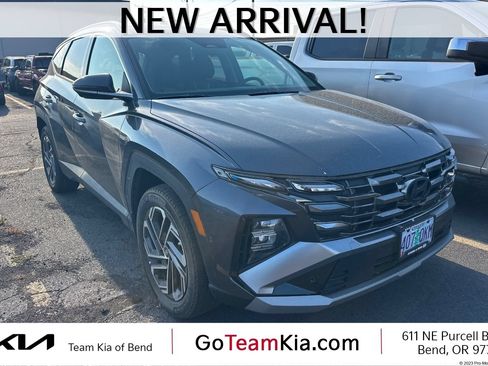Used 2025 Hyundai Tucson Limited AWD/4WD image 1