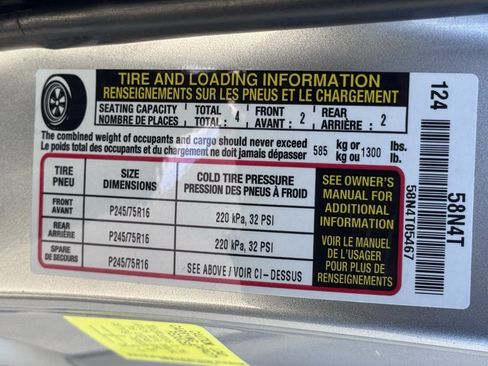 Used 2017 Toyota Tacoma SR image 39