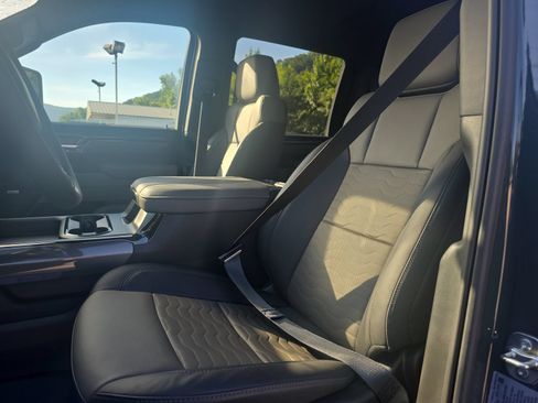 New 2026 Chevrolet Silverado 2500 ZR2 w/ LPO, Dark Essentials Package AWD/4WD image 13