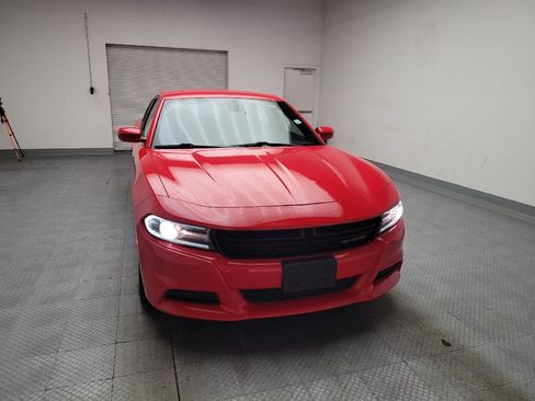 Used 2019 Dodge Charger SXT RWD image 14