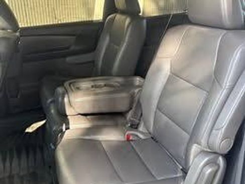 Used 2015 Honda Odyssey Touring Elite image 5