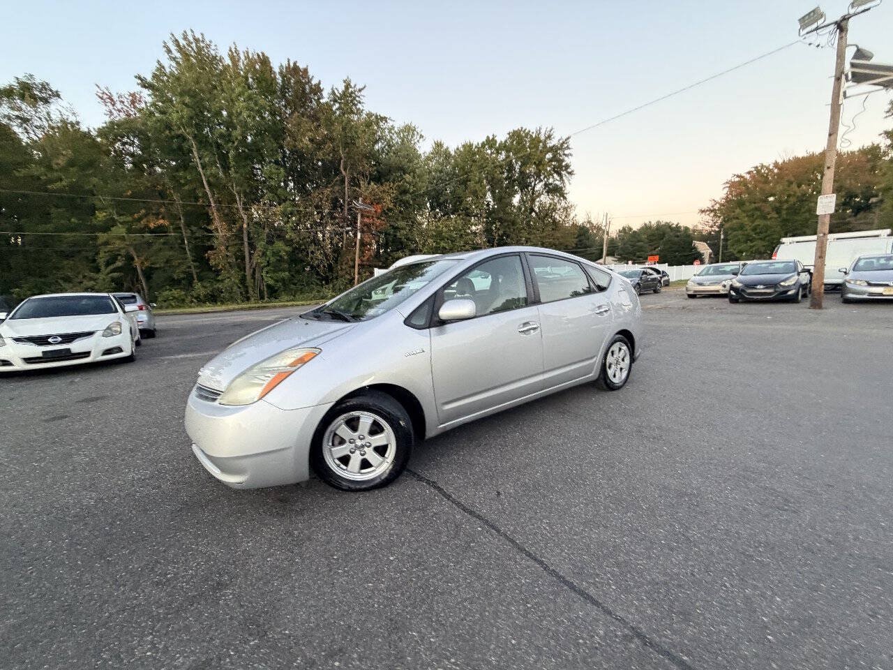 Used 2007 Toyota Prius w/ Pkg 2 FWD image 33