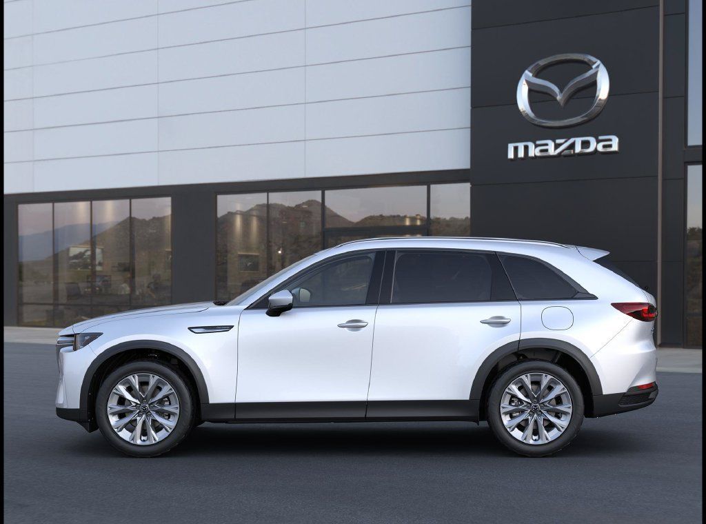 New 2026 MAZDA CX-90 3.3 Turbo w/ Preferred Package AWD/4WD image 4