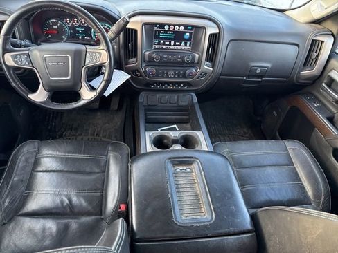 Used 2019 GMC Sierra 2500 Denali w/ Duramax Plus Package image 15
