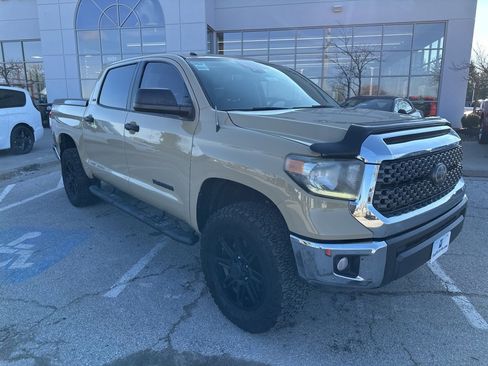 Used 2019 Toyota Tundra SR5 image 2