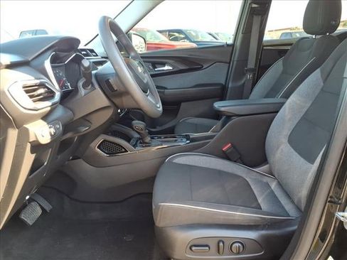 Used 2021 Chevrolet TrailBlazer LT image 23