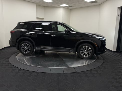 Certified 2025 INFINITI QX60 Pure AWD/4WD image 8