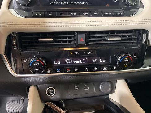Used 2023 Nissan Rogue SL w/ SL Premium Package AWD/4WD image 23