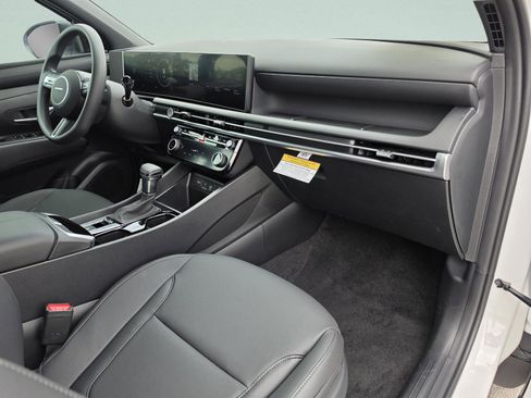 New 2026 Hyundai Santa Cruz SEL FWD image 16