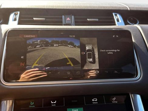 Used 2021 Land Rover Range Rover Sport HST image 19