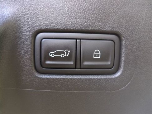 Used 2025 Hyundai Santa Fe Limited image 15