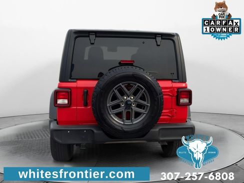 Used 2024 Jeep Wrangler Unlimited Sport AWD/4WD image 4