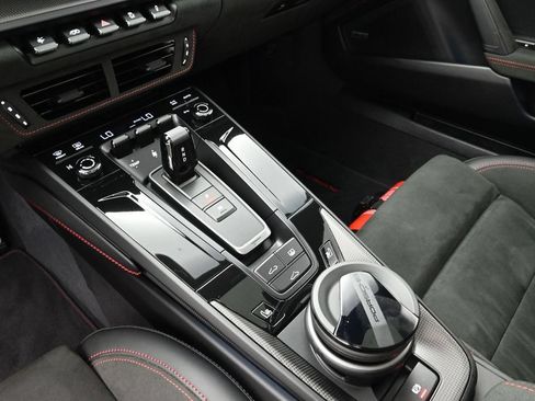 Used 2026 Porsche 911 Carrera GTS RWD image 20