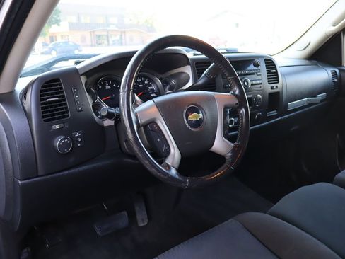 Used 2011 Chevrolet Silverado 1500 LT w/ All-Star Edition AWD/4WD image 15
