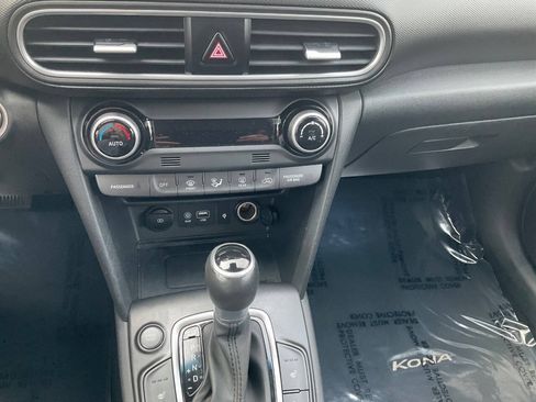 Used 2020 Hyundai Kona Limited FWD image 20