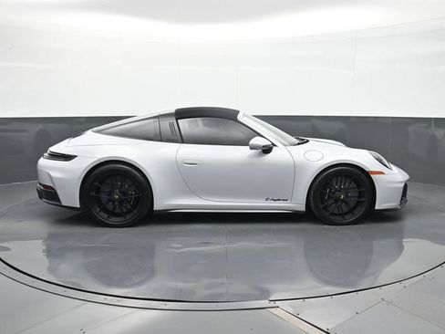 Certified 2026 Porsche 911 Targa 4 GTS AWD/4WD image 20