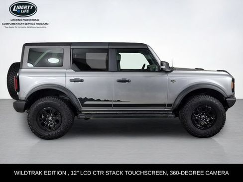 Certified 2022 Ford Bronco Wildtrak AWD/4WD image 2