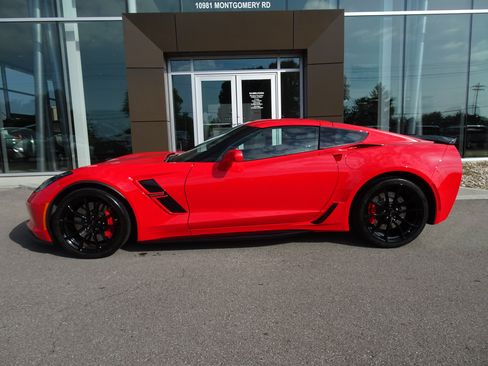 Used 2019 Chevrolet Corvette Grand Sport RWD image 4