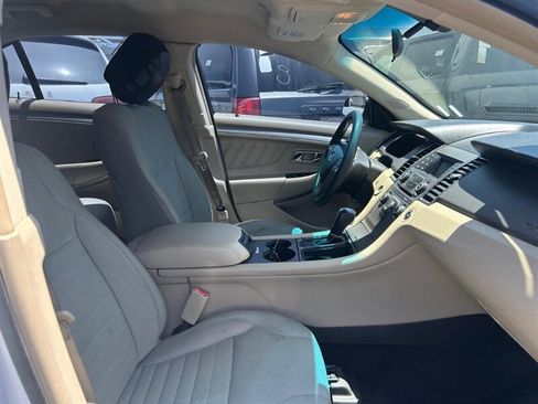 Used 2017 Ford Taurus SE FWD image 33