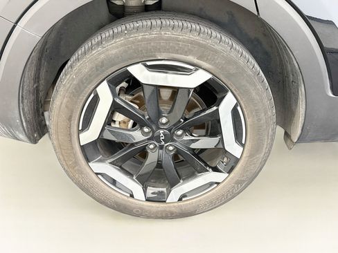 Used 2025 Kia Telluride S FWD image 10