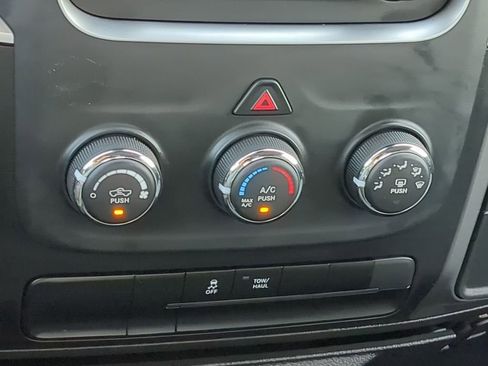 Used 2024 RAM 1500 Classic SLT image 22