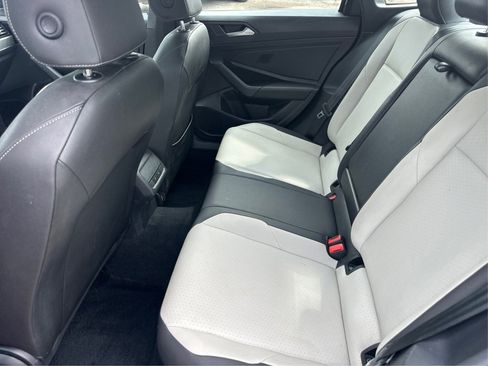 Used 2021 Volkswagen Jetta R-Line w/ R-Line Cold Weather Package image 13