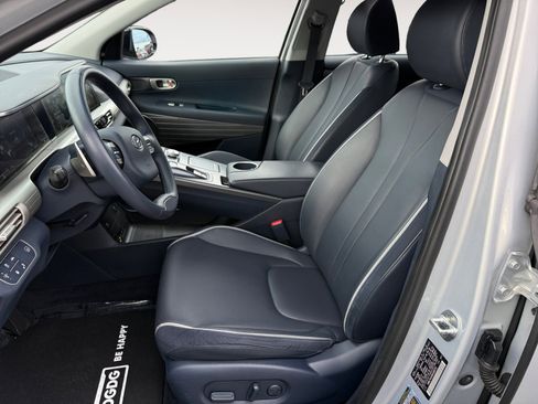 Used 2019 Hyundai Nexo Blue image 10