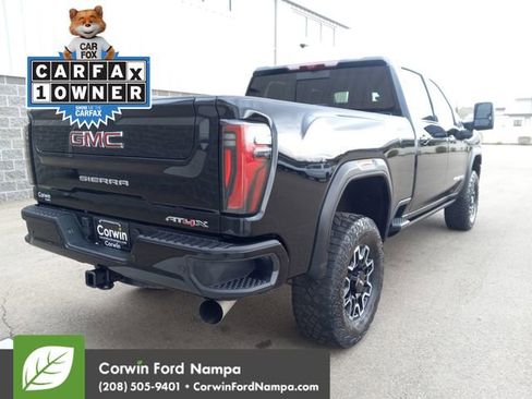 Used 2024 GMC Sierra 2500 AT4X image 3
