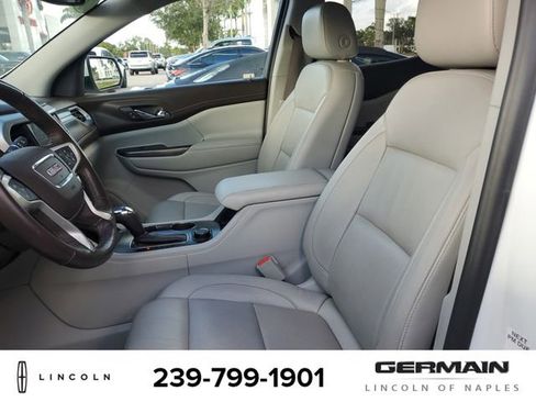 Used 2019 GMC Acadia SLT image 19