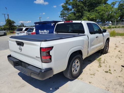 Used 2024 Nissan Frontier S w/ Technology Package AWD/4WD image 3