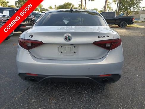 Used 2021 Alfa Romeo Giulia Ti Sport RWD image 4