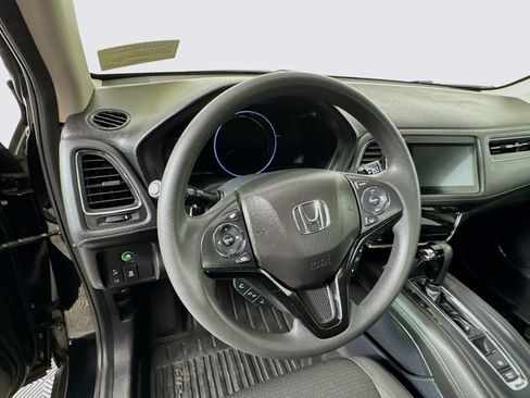 Used 2022 Honda HR-V EX image 11