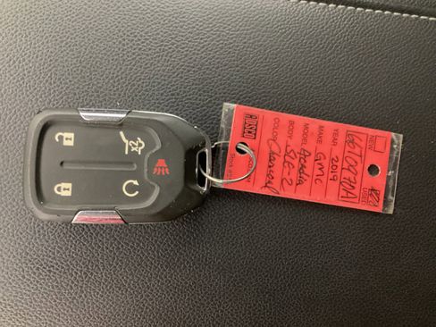 Used 2019 GMC Acadia SLE w/ Driver Alert Package I image 32